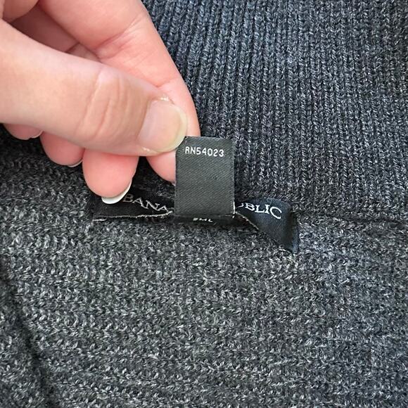 Banana Republic Men’s Charcoal & Dark Gray Half Zip Mock Neck Sweater Size L - Picture 9 of 10